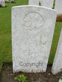 Etaples Military Cemetery - Buckley, Josiah